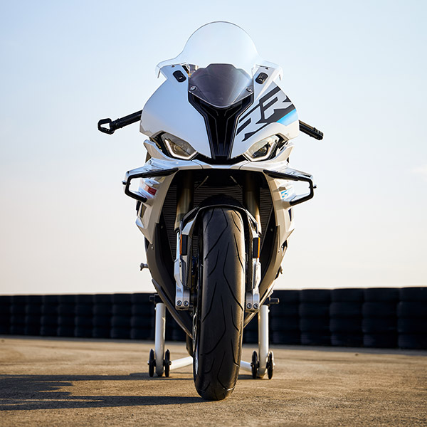 ഇവനാളിച്ചിരി മുറ്റാ... 2023 മോഡൽ S1000RR സ്‌പോർട്‌സ് ബൈക്ക് അവതരിപ്പിച്ച് BMW