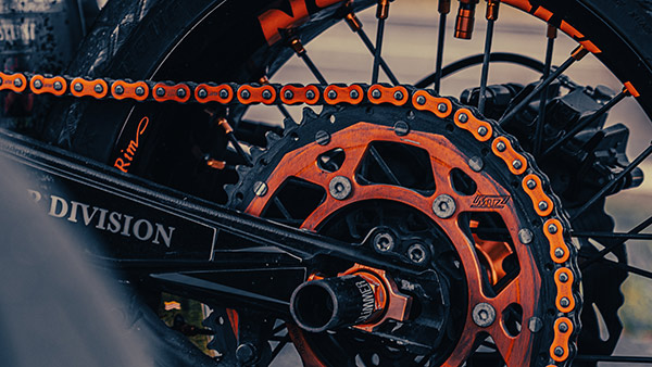 ടൂ-വീലറിനും മെയിന്റനന്സ് ആവശ്യം; അറിഞ്ഞിരിക്കേണ്ട കാര്യങ്ങള് ഇതൊക്കെ ടൂ-വീലറിനും മെയിന്റനന്സ് ആവശ്യം; അറിഞ്ഞിരിക്കേണ്ട കാര്യങ്ങള് ഇതൊക്കെ