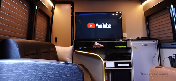 സംഭവം ജോറായി... ലാലേട്ടന്റെ 5 സ്റ്റാർ കാരവാൻ്റെ വീഡിയോ പുറത്തുവിട്ട് ആശിർവാദ് സിനിമാസ്