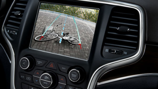 ടെന്‍ഷന്‍ വേണ്ട; കുട്ടികളുമായി സുരക്ഷിത കാര്‍ യാത്ര ഉറപ്പാക്കാനുള്ള ടിപ്പുകള്‍...