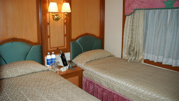 രാജകീയ യാത്രകളുടെ അവസാനവാക്ക്... ഇന്ത്യയിലെ ലക്ഷ്വറി ട്രെയിനുകളെ പരിചയപ്പെടാം