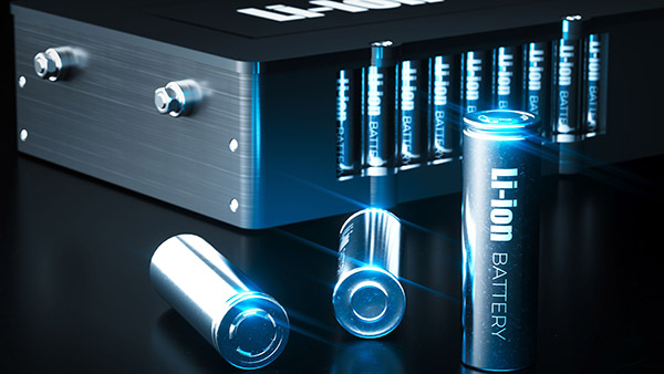 ഓടിക്കൊണ്ടിരിക്കെ ഇലക്ട്രിക് സ്‌കൂട്ടറിന് തീപിടിച്ചു; ചാടിയതിനാല്‍ ഡെലിവറി ബോയ്ക്ക് ജീവന്‍ തിരിച്ചുകിട്ടി