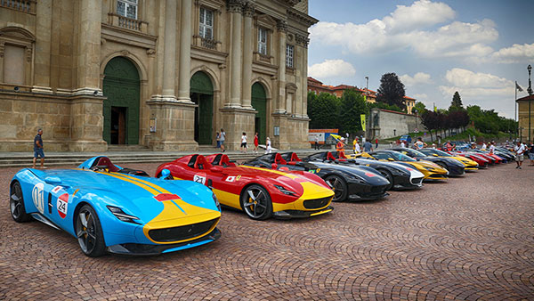 എല്ലാ ഫെറാറി കാറുകളും ചുവപ്പാണോ? എന്താണ് ആ രഹസ്യം 