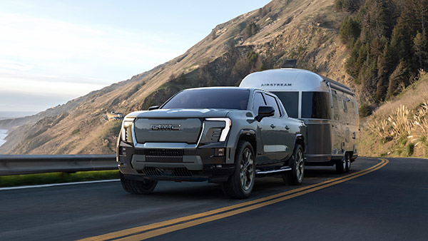 ഒരു ഒന്നൊന്നര ഐറ്റവുമായി ജനറൽ മോട്ടോർസ്, Sierra Denali ഇലക്ട്രിക് പിക്കപ്പ് ട്രക്ക് എത്തി