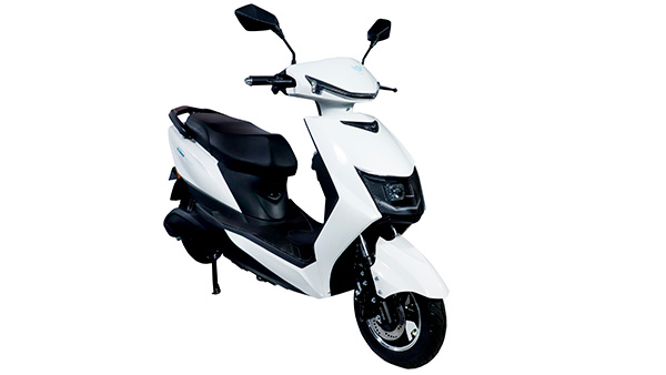 ഉത്സവ സീസൺ ആഘോഷമാക്കാം, ഈ ഇലക്‌ട്രിക് സ്‌കൂട്ടറുകൾക്ക് 5,000 രൂപ ഡിസ്‌കൗണ്ടുമായി കമ്പനി