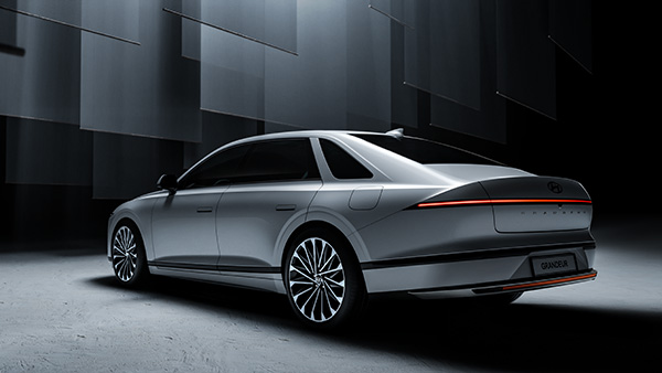 ലക്ഷ്വറി സെഡാൻ ഫ്രം ഹ്യുണ്ടായി, തല്ലിതോൽപ്പിക്കാൻ പുതിയ വേഷമണിഞ്ഞ് Grandeur 