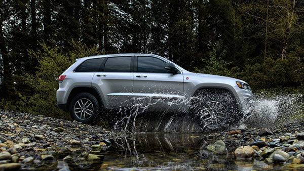 പോര്‍ട്ട്‌ഫോളിയോ വിപുലീകരിക്കാനൊരുങ്ങി Jeep; Grand Cherokee-യുടെ ലോഞ്ച് തീയതി വെളിപ്പെടുത്തി