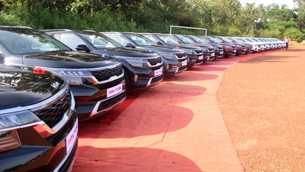 നവരാത്രിക്ക് ബമ്പര്‍ വില്‍പ്പന; 10 ദിവസത്തിനുള്ളില്‍ വിറ്റത് 5.4 ലക്ഷം വാഹനങ്ങള്‍ 