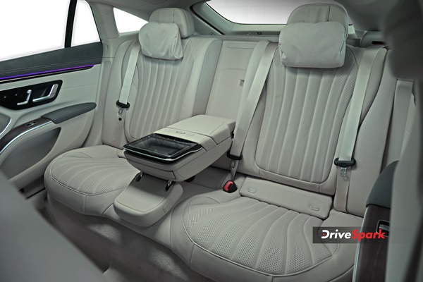 ആഢംബരത്തിൻ്റെ അവസാനവാക്കായ മെർസിഡീസ് EQS 580; റിവ്യൂ വിശേഷങ്ങൾ