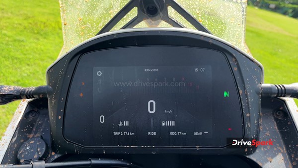 സാഹസികതയിലേക്ക് ഇറങ്ങിച്ചെല്ലാം; Moto Morini X-Cape 650X റിവ്യു