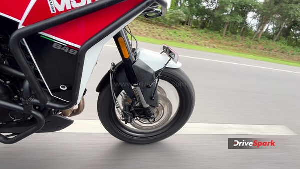 സാഹസികതയിലേക്ക് ഇറങ്ങിച്ചെല്ലാം; Moto Morini X-Cape 650X റിവ്യു