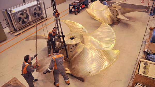 എന്താ അവൻ്റെ ഒരു പവറ്; ക്രൂയിസ് കപ്പലിൻ്റെ എഞ്ചിനെക്കുറിച്ചറിയാം