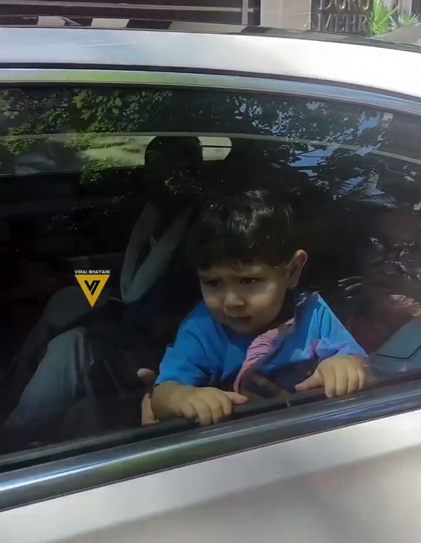 പുതിയ മെഴ്സിഡസ് ബെന്‍സ് എസ്-ക്ലാസ് സ്വന്തമാക്കി സെയ്ഫും കരീനയും; വില രണ്ട് കോടിയോളം 