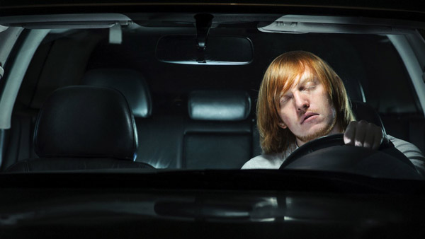 ഉറക്കം മൂലമുണ്ടാകുന്ന അപകടങ്ങള്‍ തടയാന്‍ നൂതന കണ്ടുപിടിത്തവുമായി മോട്ടോര്‍ വെഹിക്കിള്‍ ഇന്‍സ്‌പെക്ടര്‍മാര്‍