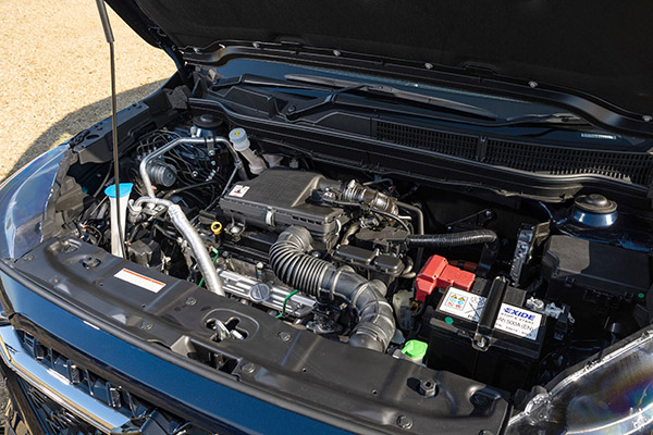 ഇന്ത്യക്ക് വേണ്ടെങ്കില്‍ എന്താ... S-Cross സ്‌ട്രോംഗ് ഹൈബ്രിഡ് ആഗോള വിപണിയിൽ പുറത്തിറക്കി Suzuki