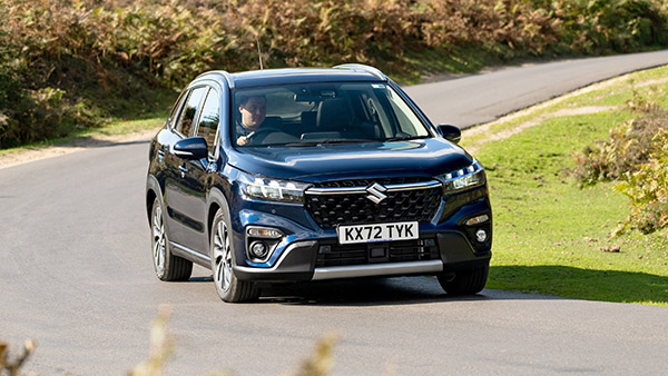 ഇന്ത്യക്ക് വേണ്ടെങ്കില്‍ എന്താ... S-Cross സ്‌ട്രോംഗ് ഹൈബ്രിഡ് ആഗോള വിപണിയിൽ പുറത്തിറക്കി Suzuki