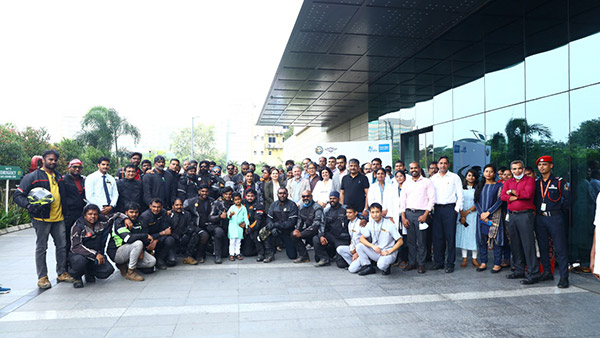 Himalayan-ല് 18,000 കി.മീ റൈഡ് പൂര്ത്തീകരിച്ച് ദമ്പതികള്; ഇന്ത്യയും നേപ്പാളും ചുറ്റിയത് വലിയൊരു ലക്ഷ്യവുമായി Himalayan-ല് 18,000 കി.മീ റൈഡ് പൂര്ത്തീകരിച്ച് ദമ്പതികള്; ഇന്ത്യയും നേപ്പാളും ചുറ്റിയത് വലിയൊരു ലക്ഷ്യവുമായി