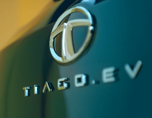 Tiago EV ബുക്കിംഗിനായി തിരക്കുകുട്ടി ആയിരങ്ങള്‍; Tata Motors വെബ്‌സൈറ്റ് പണിമുടക്കി 