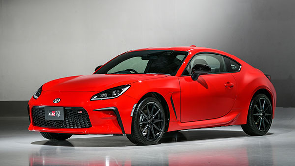 Toyota Innova Hycross മുതൽ Maruti Suzuki Baleno Cross വരെ; ഹൈബ്രിഡ് കരുത്തില്‍ എത്തുന്ന മോഡലുകള്‍