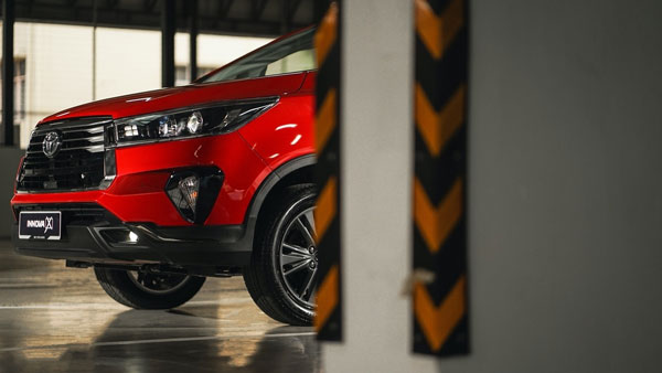 ഇനിയെന്തുവേണം? ADAS വാഗ്ദാനം ചെയ്യുന്ന ഇന്ത്യയിലെ ആദ്യത്തെ ടൊയോട്ട കാറാവാൻ Innova Hycross