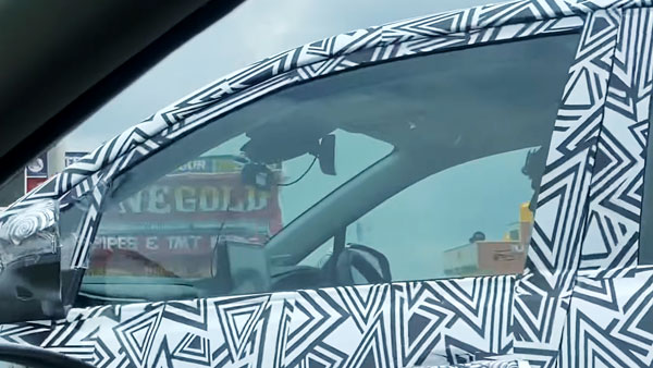 കിടിലന്‍ ലുക്കും, കൈനിറയെ ഫീച്ചറുകളും; പരീക്ഷണയോട്ടം തകൃതിയാക്കി Toyota Innova