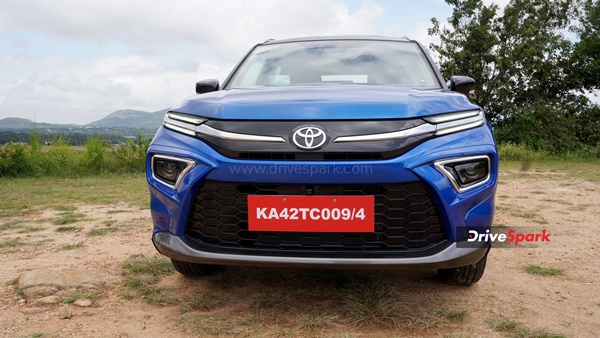 Toyota HyRyder വാങ്ങാതെ തന്നെ 'സ്വന്തമാക്കി' ഉപയോഗിക്കാം; നിങ്ങള്‍ ചെയ്യേണ്ടത് ഇത്രമാത്രം