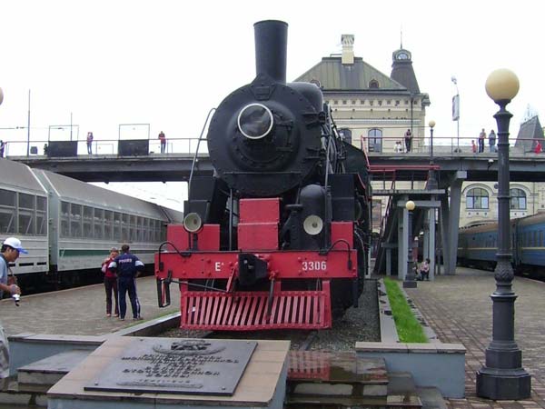 സഞ്ചാരികളെ ഇതിലേ ഇതിലേ... ലോകത്തെ ഏറ്റവും ദൈർഘ്യമേറിയ ട്രെയിൻ യാത്രകൾ