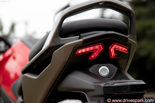 നവീകരണങ്ങളോടെ 2022 Raider 125 അവതരിപ്പിക്കാനൊരുങ്ങി TVS; ടീസര്‍ ചിത്രം പങ്കുവെച്ചു