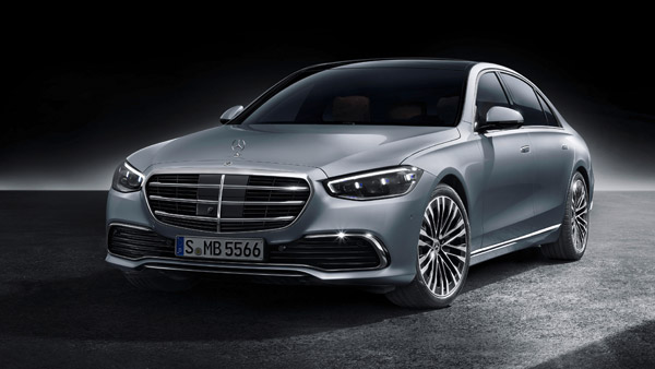 എന്തുപറ്റി രമണാ കിംഗ് ഖാൻ്റെ മെർസിഡീസ് ബെൻസ് എസ് ക്ലാസിന് ?