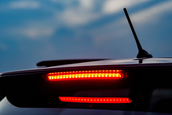 XUV400 ഇലക്ട്രിക് എസ്‌യുവിയുടെ ബുക്കിംഗ്, ഡെലിവറി തീയതികള്‍ വെളിപ്പെടുത്തി Mahindra