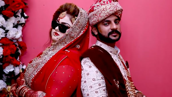 ഗിയര്‍ മാറ്റുന്ന സ്‌റ്റൈല്‍ കണ്ട് പ്രേമം; ഡ്രൈവിംഗ് പരിശീലകനെ വിവാഹം ചെയ്ത് കൗമാരക്കാരി 