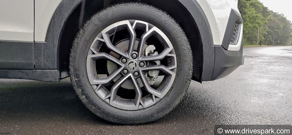 Kushaq -ന് വീണ്ടും വില വര്‍ധനവുമായി Skoda; പുതിയ വില വിവരങ്ങള്‍ അറിയാം