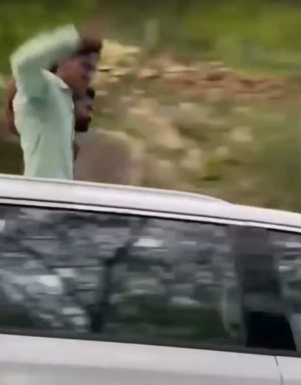 സണ്‍റൂഫിന് പുറത്ത് നിന്ന് യാത്ര ചെയ്യരുതെന്ന് പറയുന്നത് ഇതാണ്; Kia Carnival യാത്രക്കാരന് സംഭവിച്ചത് കാണൂ...