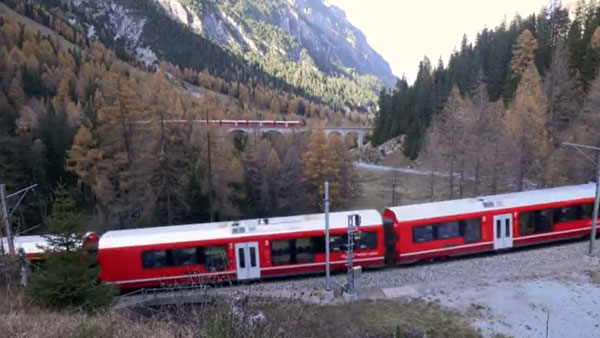2 കി.മീ നീളം, 100 കോച്ചുകൾ; ഏറ്റവും നീളം കൂടിയ പാസഞ്ചർ ട്രെയിൻ ഓടിച്ച് സ്വിറ്റ്സർലൻഡ്