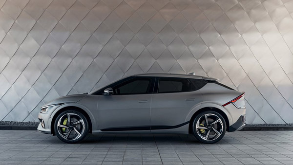  ADAS ഫീച്ചറുമായി ഈ വർഷം നിരത്തിലെത്തിയ കിടിലൻ കാറുകൾ ഇതാ