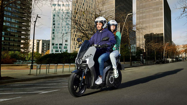 172 കി.മീ റേഞ്ചുമായി SEAT Mo 50 വരുന്നു; ഇന്ത്യയിലെ വമ്പന്മാർ ഒരുങ്ങിയിരുന്നോ 