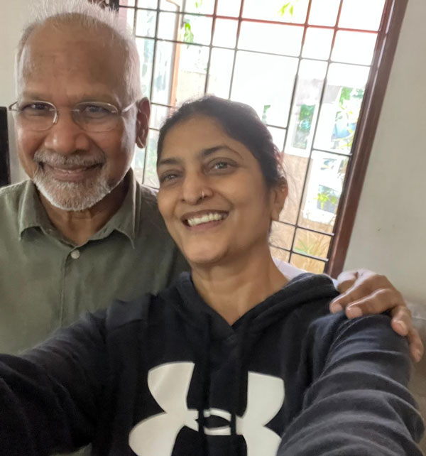 Audi e Tron ൽ പ്രിയപ്പെട്ടവർക്കൊപ്പം ഒരു ഡ്രൈവ്; ചിത്രങ്ങൾ പങ്കുവച്ച് സംവിധായിക