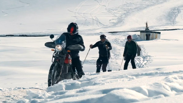 തണുത്ത് വിറച്ച് ഇരിക്കുന്ന മോട്ടോർസൈക്കിൾ എങ്ങനെ സ്റ്റാർട്ടാക്കാം