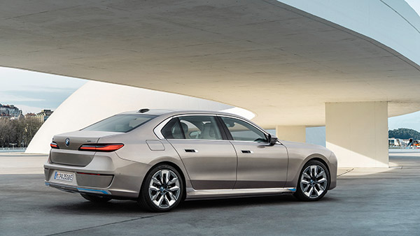 7 സീരീസ്, i7 മോഡലുകള്‍ വിപണിയില്‍ എത്തിച്ച് BMW; വില, എഞ്ചിന്‍, ഫീച്ചകറുകൾ അറിയാം