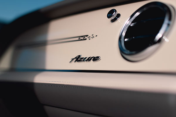 ഇനി ബെൻ്റ്ലിയുടെ വിളയാട്ടം ജനുവരി മുതൽ; ആഢംബരത്തിൻ്റെ അവസാനവാക്ക്