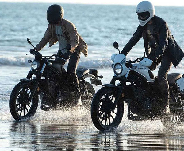 RE Hunter-നെ വേട്ടയാടാന് അവന് വരുന്നു; പുതിയ CL300 അവതരിപ്പിച്ച് ഹോണ്ട RE Hunter-നെ വേട്ടയാടാന് അവന് വരുന്നു; പുതിയ CL300 അവതരിപ്പിച്ച് ഹോണ്ട