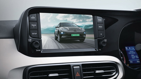 അടിമുടി മാറ്റങ്ങളോടെ Grand i10 Niso ഫെയ്‌സ്‌ലിഫ്റ്റിനെ അവതരിപ്പിച്ച് Hyundai; മാറ്റങ്ങള്‍ എന്തൊക്കെയെന്ന് അറിയേണ്ടേ?