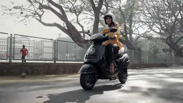 ചരിത്രം, വിപ്ലവം! തനിയെ ബാലന്സ് ചെയ്യുന്ന ഇലക്ട്രിക് സ്കൂട്ടർ റെഡി; ഓട്ടോ എക്സ്പോയിൽ സംഭവം കാണാം ചരിത്രം, വിപ്ലവം! തനിയെ ബാലന്സ് ചെയ്യുന്ന ഇലക്ട്രിക് സ്കൂട്ടർ റെഡി; ഓട്ടോ എക്സ്പോയിൽ സംഭവം കാണാം