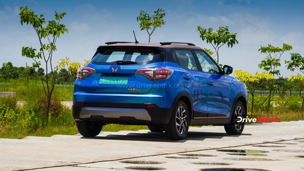 മഹീന്ദ്ര XUV400 ബുക്കിംഗ് ആരംഭിച്ചു; ഇവി വിപണിയില്‍ അങ്കത്തട്ടുണര്‍ന്നു