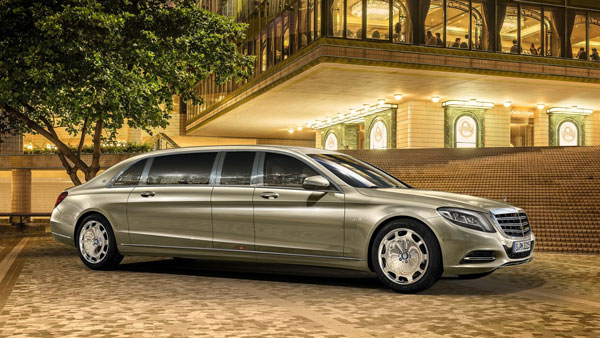 Rolls-Royce Ghost മുതൽ 1966 Mustang വരെ; ഹൃത്വിക് റോഷൻ്റെ കാർ ശേഖരം കാണാം...