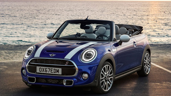 Rolls-Royce Ghost മുതൽ 1966 Mustang വരെ; ഹൃത്വിക് റോഷൻ്റെ കാർ ശേഖരം കാണാം...