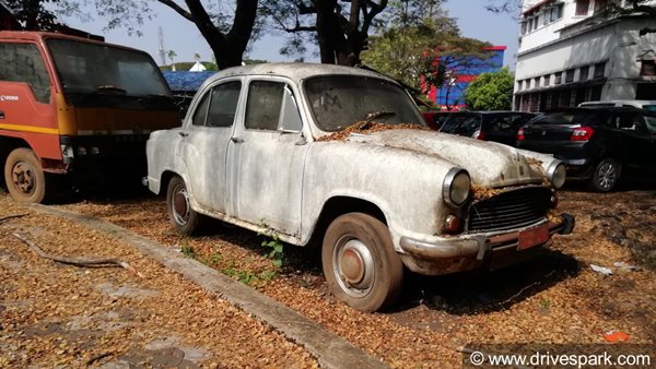 'പൊളി' തുടങ്ങുന്നു; 15 വര്‍ഷത്തിലധികം പഴക്കമുള്ള സര്‍ക്കാര്‍ വാഹനങ്ങള്‍ ഏപ്രില്‍ ഒന്ന് മുതല്‍ പൊളിക്കും 