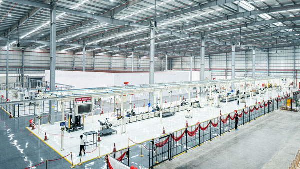 സിമ്പിള്‍ വണ്‍ ഇനി സ്പീഡിലെത്തും; ഓലയെ തറപറ്റിക്കാന്‍ തമിഴ്‌നാട്ടില്‍ വമ്പന്‍ പ്ലാന്റ് തുറന്നു 