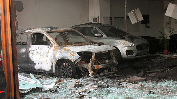 ഭയം വേണ്ട ജാഗ്രത മതി; ഓടുന്ന വണ്ടിക്ക് തീപിടിച്ചാല്‍ എന്തുചെയ്യണം? ഒപ്പം കാരണങ്ങളും 