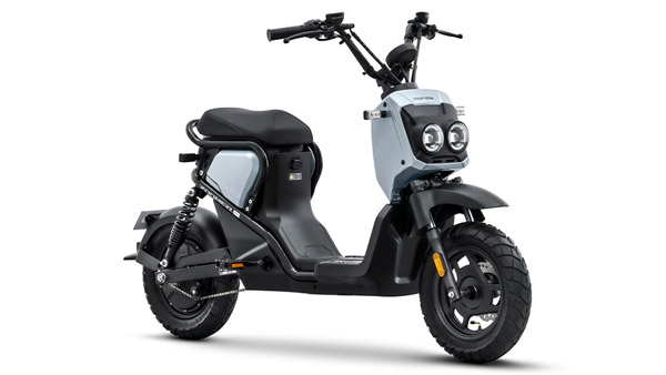 ഓടിക്കാന് ലൈസന്സ് വേണ്ട; പുതിയ 3 ക്യൂട്ട് ഇലക്ട്രിക് ബൈക്കുകള് അവതരിപ്പിച്ച് ഹോണ്ട ഓടിക്കാന് ലൈസന്സ് വേണ്ട; പുതിയ 3 ക്യൂട്ട് ഇലക്ട്രിക് ബൈക്കുകള് അവതരിപ്പിച്ച് ഹോണ്ട